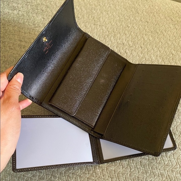 Epi noir bifold Wallet - Picture 5 of 15